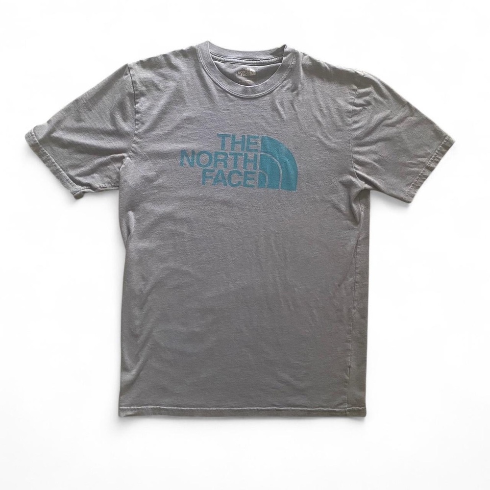 Men’s The North Face gray and teal logo classic fit t-shirt. Size small
